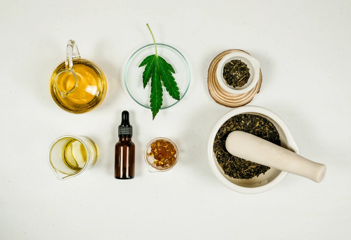Le CBD, l'allié beauté insoupçonné pour une peau rayonnante